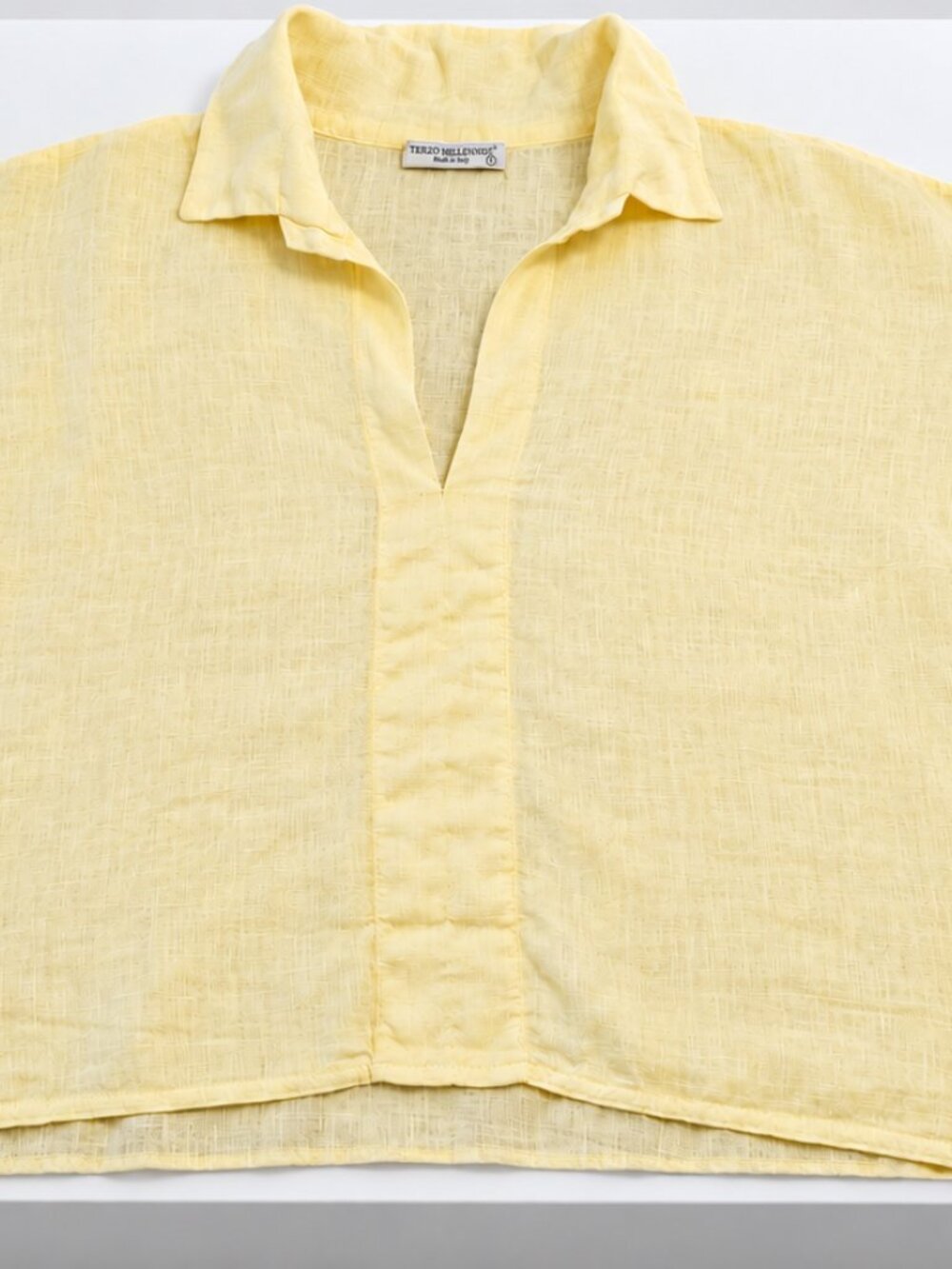 Cute yellow blouse